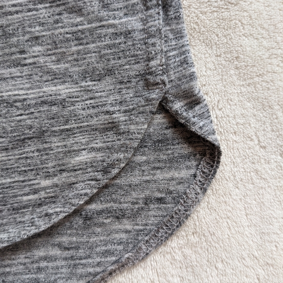 Reebok grey muscle tank - Picture 4 of 4